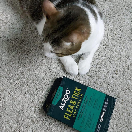ALZOO Natural Flea & Tick Cat Collar, Helps Repel Fleas, Ticks & Mosquitoes, Plant-Based Active Ingredients, Phthalates and PVC Free, Up to 8 Months Protection, Pack of 2